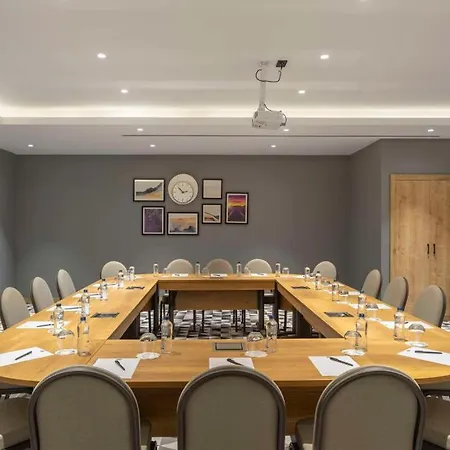 Hampton By Hilton 4*