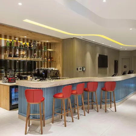 Hampton By Hilton Hotell