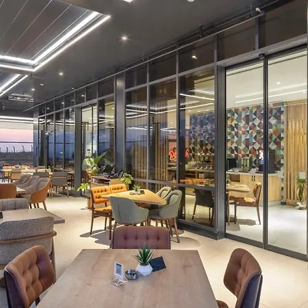 Hampton By Hilton Hotell Cerkezkoy